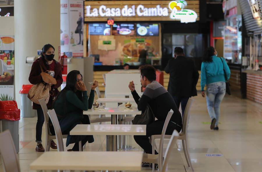 Centros comerciales de La Paz reabren tras casi medio año paralizados
