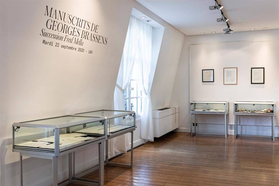 Manuscritos de Georges Brassens ven la luz antes de subastarse en París
