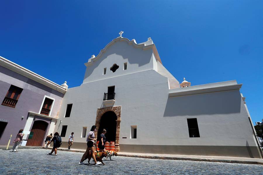 Reabre la segunda iglesia más antigua de América en Puerto Rico