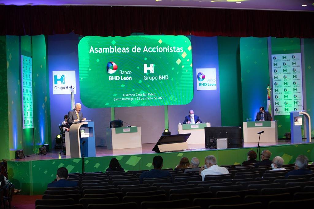 BHD León realiza asamblea anual