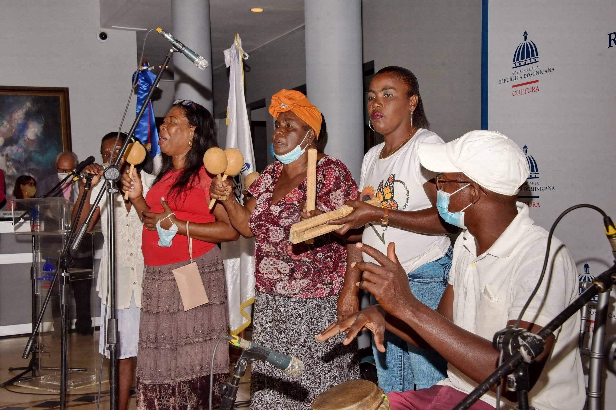 Los Congos de Villa Mella ofrecen su primera presentación artística en el Ministerio de Cultura 