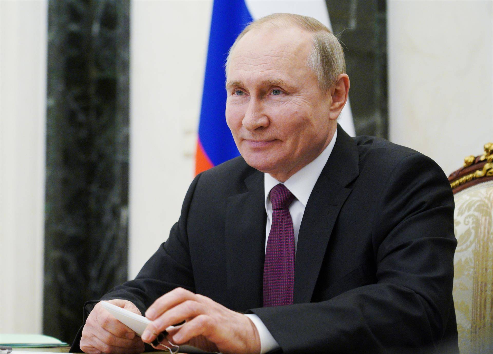 Rusia paga a EEUU con la misma moneda, expulsión de diplomáticos y sanciones