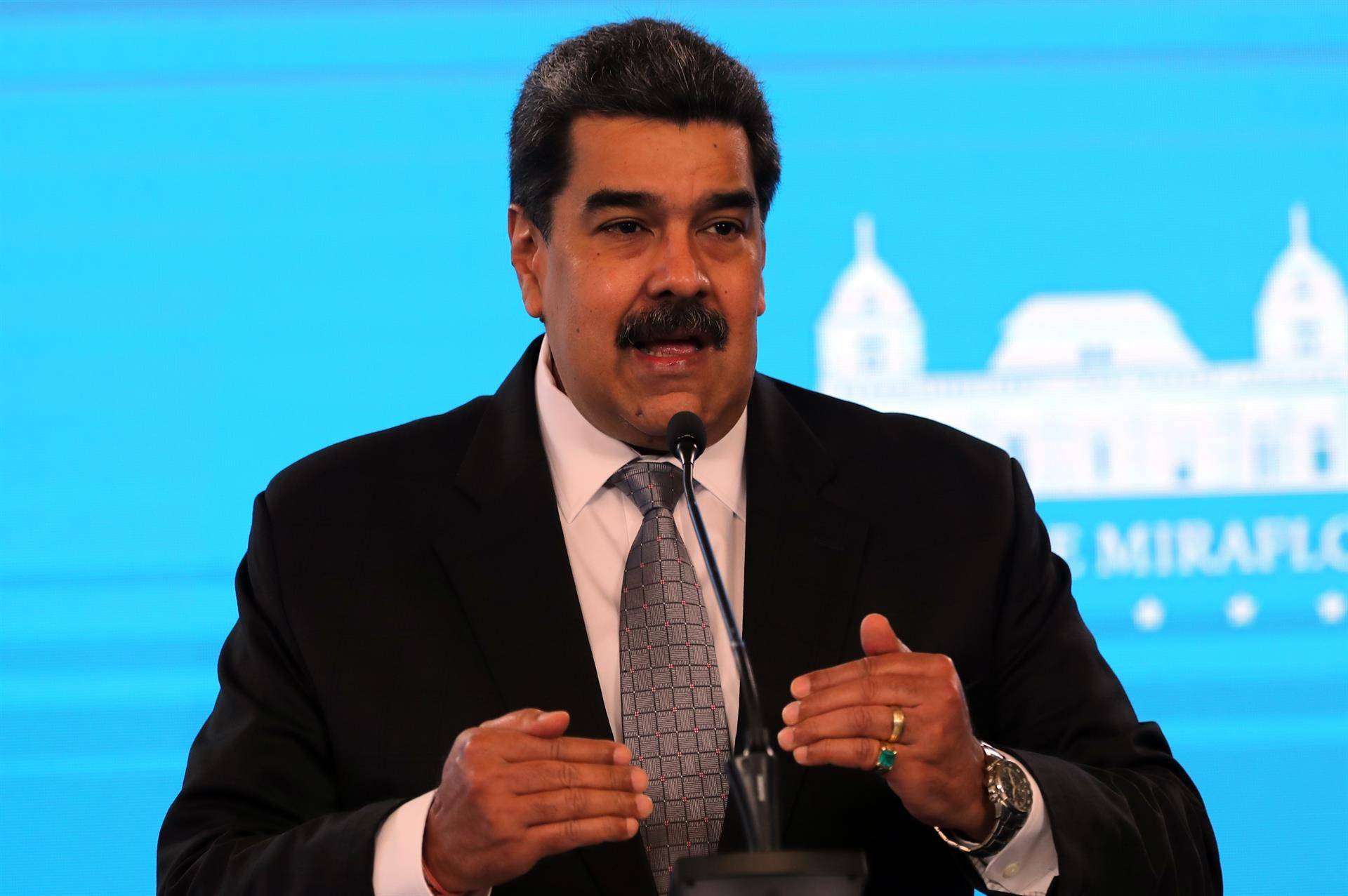Maduro se reúne con primeros ministros de Dominica y San Vicente y Granadinas