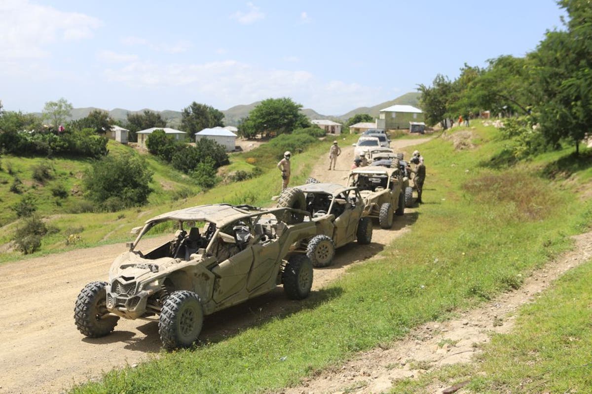 EE.UU. dona ocho vehículos militares para patrullar la frontera con Haití