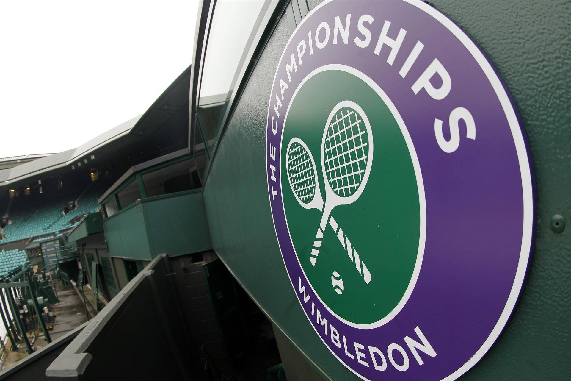 Rusia dice que excluir a sus tenistas de Wimbledon es 